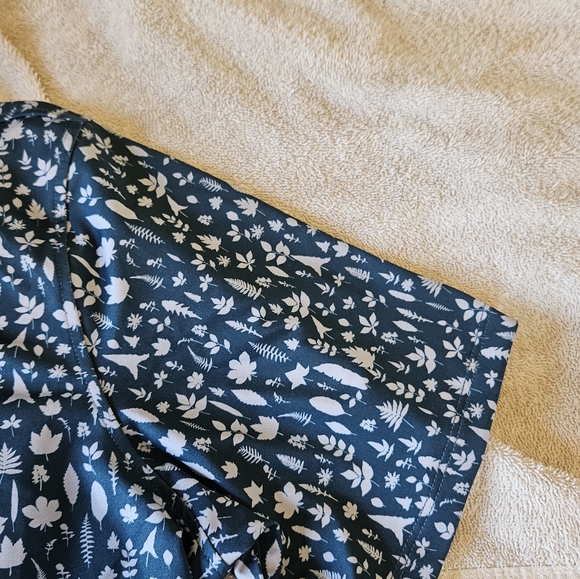 Greyson Mens Medium Polo Magical Fern - Picture 12 of 16